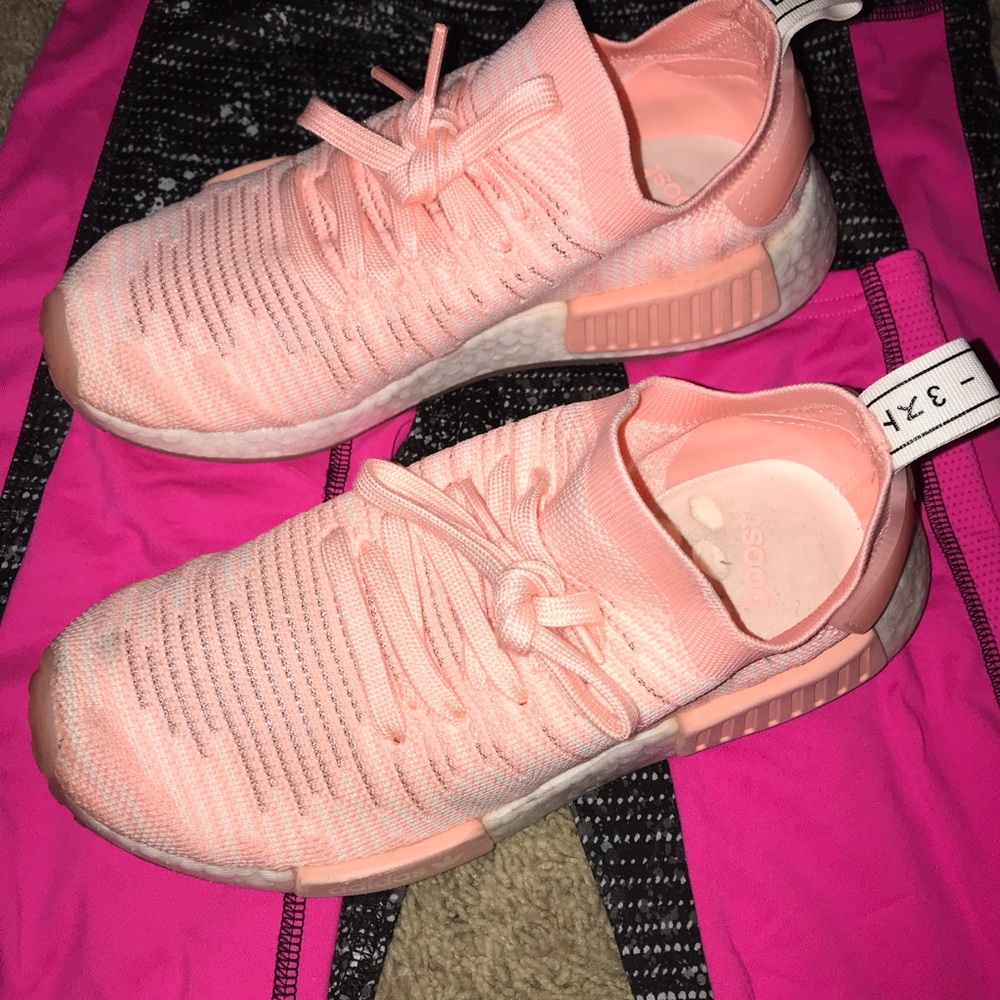Adidas NMD R-1 - Picture 3 of 8